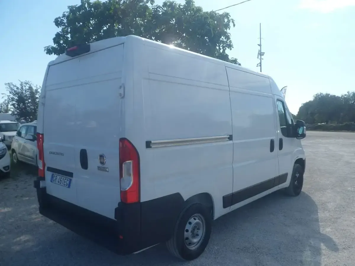 Usata Fiat Ducato 140 CV (102 kW) 2024 Bianco Furgone