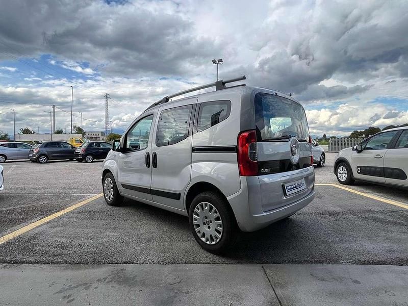 Usata Fiat Qubo Trekking 75 CV (55 kW) 2011 Argento Monovolume