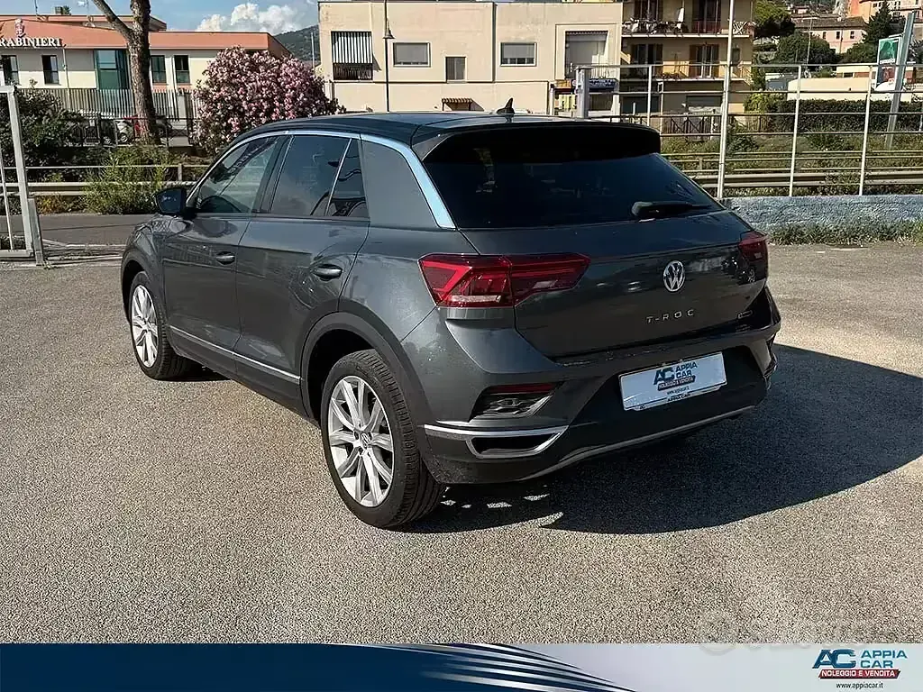 Usata VW T-Roc Advance 150 CV (110 kW) 2018 Grigio SUV