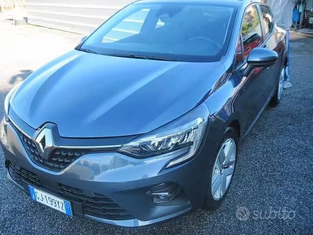 Usata Renault Clio V Equilibre 91 CV (66 kW) 2022 Grigio Berlina