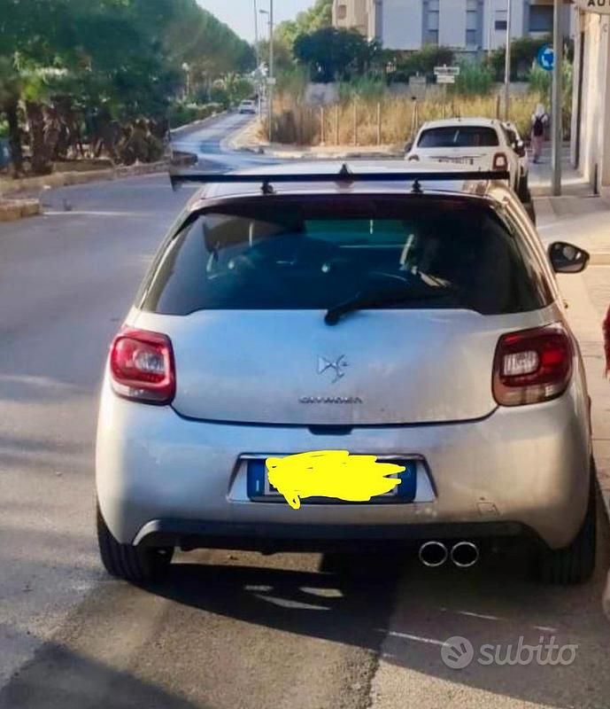 Usata Citroën DS3 So Chic 92 CV (67 kW) 2011 Grigio Berlina