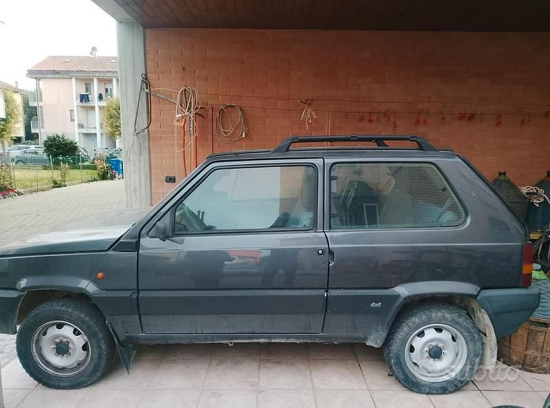 Usata Fiat Panda 4x4 1995 Grigio Utilitaria