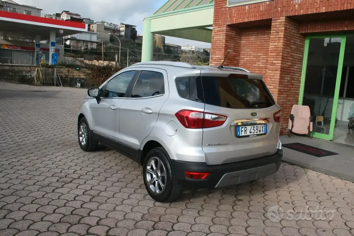 Usata Ford Ecosport Titanium 99 CV (72 kW) 2018 Grigio SUV