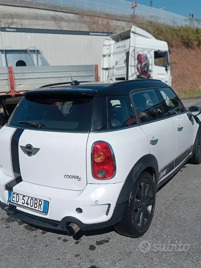 Usata Mini Cooper S Countryman 184 CV (135 kW) 2010 Bianco SUV