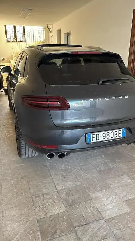 Usata Porsche Macan Turbo 400 CV (294 kW) 2016 SUV