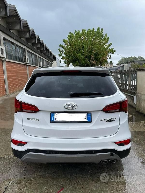 Usata Hyundai Santa Fe 150 CV (110 kW) 2015 Bianco SUV