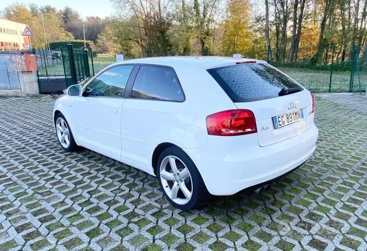 Usata Audi A3 S-Line 140 CV (102 kW) 2011 Bianco Utilitaria