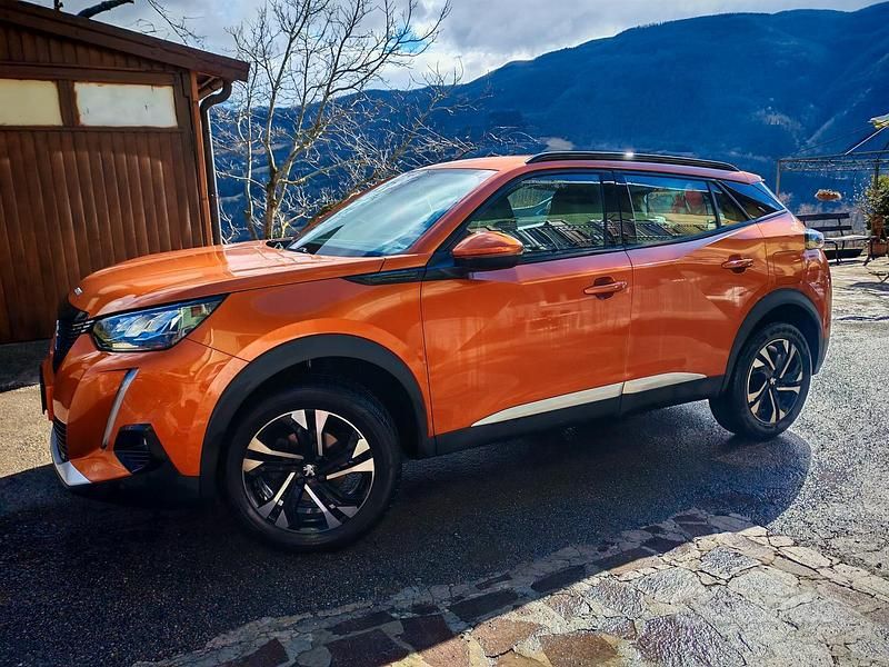 Usata Peugeot 2008 100 CV (73 kW) 2020 SUV