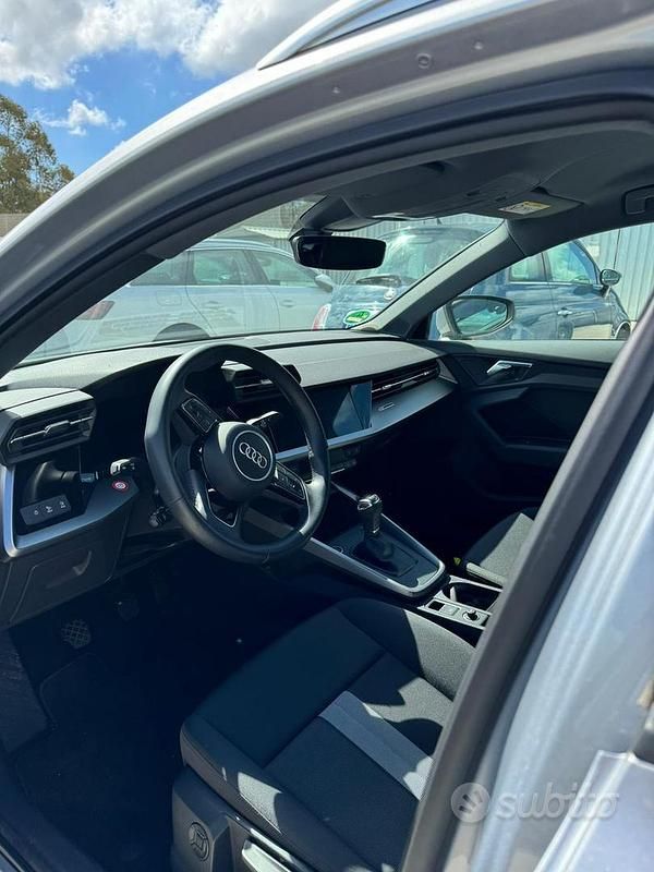Usata Audi A3 Sportback Ambiente 116 CV (85 kW) 2021 Grigio Utilitaria
