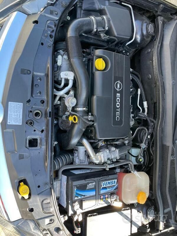 Usata Opel Astra 82 CV (60 kW) 2010 Nero Station wagon