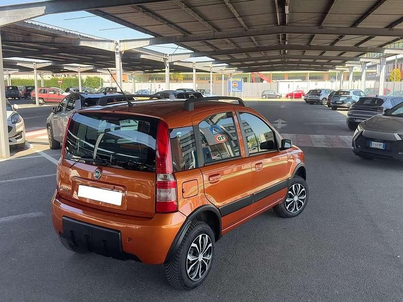 Usata Fiat Panda 4x4 Climbing 60 CV (44 kW) 2007 Utilitaria