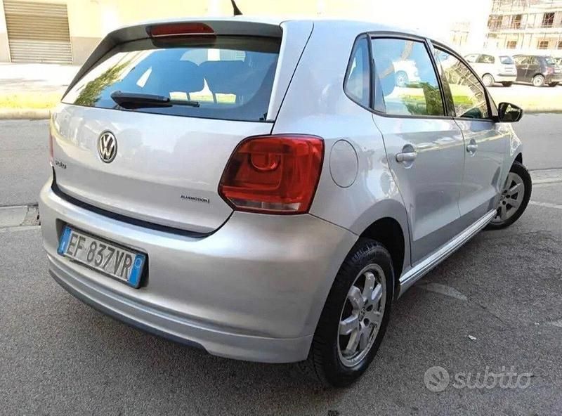 Usata VW Polo 75 CV (55 kW) 2011 Grigio Berlina