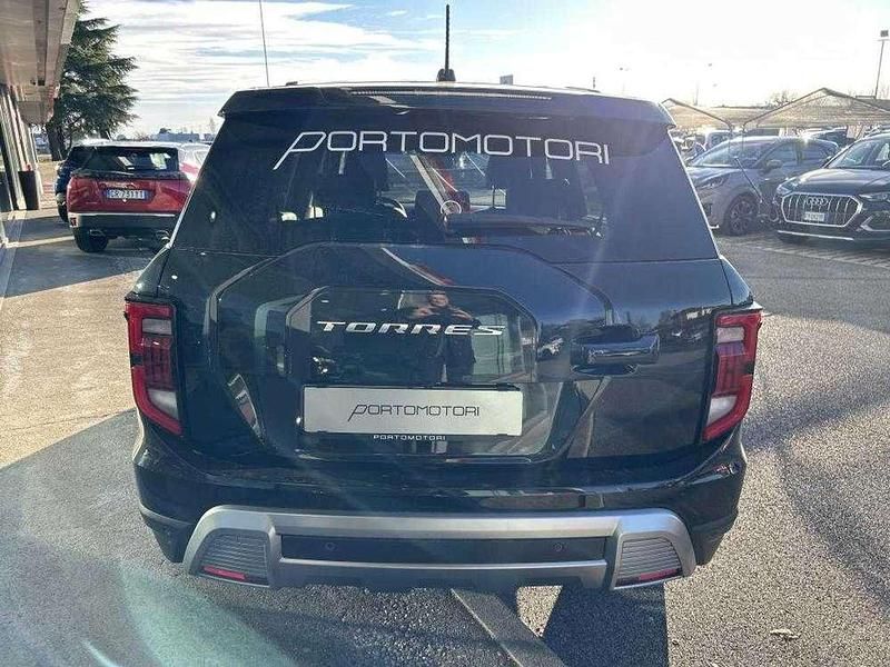 Usata Ssangyong (KGM) Torres 163 CV (119 kW) 2023 Space black SUV