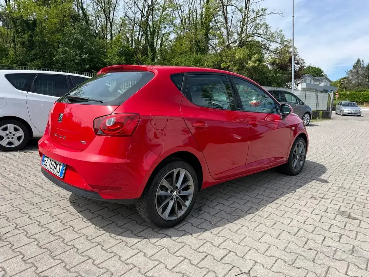 Occasion Seat Ibiza Business 75 ch (55 kW) 2015 Rouge Berline