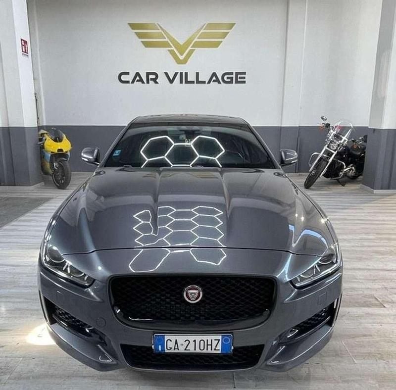 Grigio Usata 2019 Jaguar XE R-Sport Tre volumi | 15.500 € (Super prezzo) - Immagine 1/4