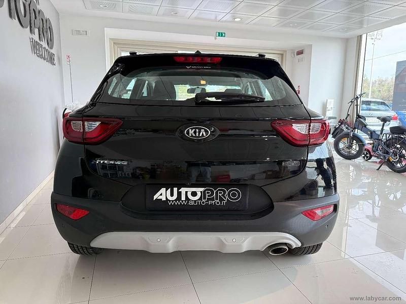 Usata Kia Stonic Style 99 CV (72 kW) 2019 Nero SUV