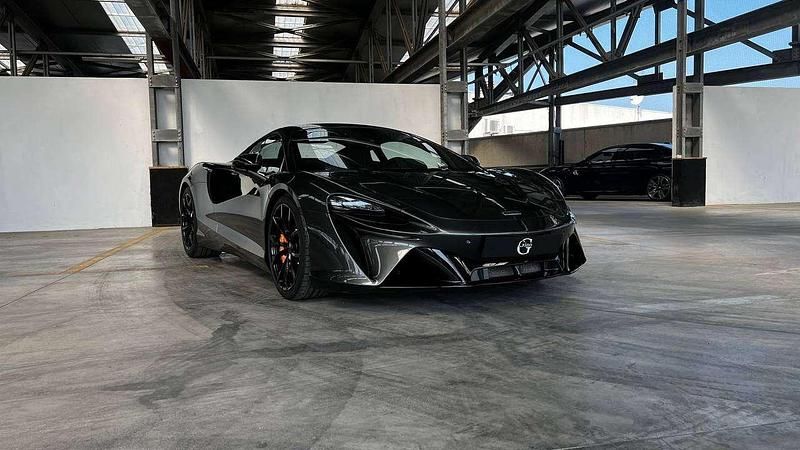 Usata McLaren Artura 585 CV (430 kW) 2022 Gray Coupé