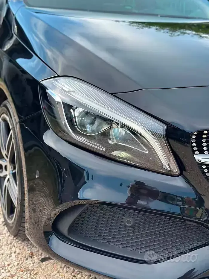 Usata Mercedes 180 Premium 109 CV (80 kW) 2017 Nero Berlina