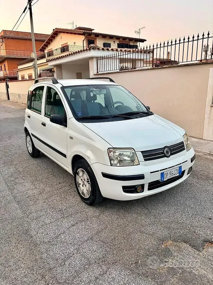 Usata Fiat Panda Dynamic 60 CV (44 kW) 2009 Bianco Utilitaria