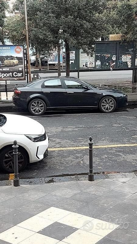 Usata Alfa Romeo 159 120 CV (88 kW) 2010 Nero Berlina