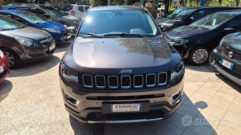 Usata Jeep Compass Limited 140 CV (102 kW) 2019 Grigio SUV