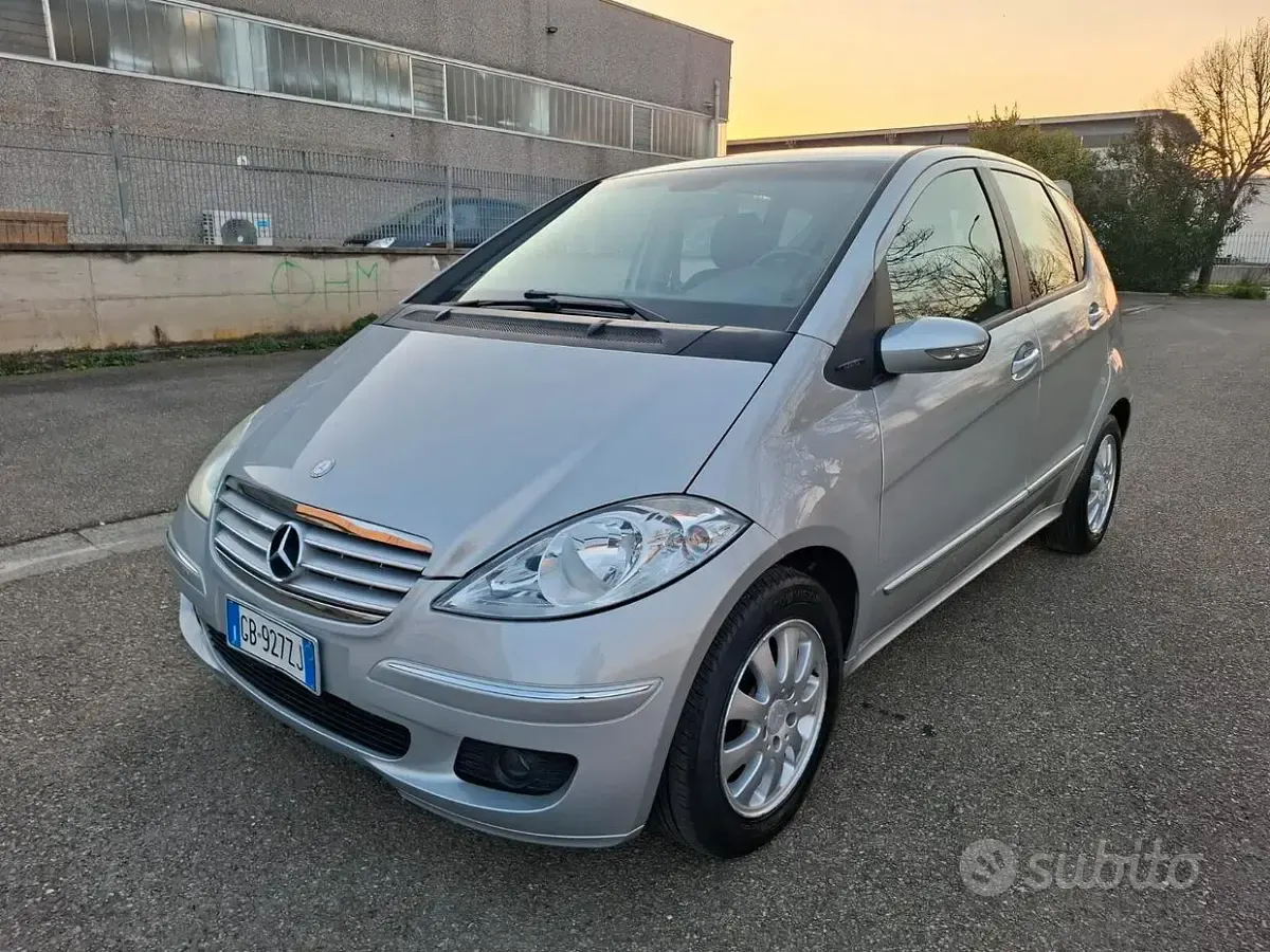 Usata Mercedes A160 82 CV (60 kW) 2008 Grigio Berlina