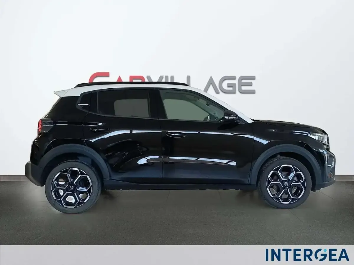 Usata Citroën C3 PureTech 101 CV (74 kW) 2025 Nero cinema / tetto bianco SUV