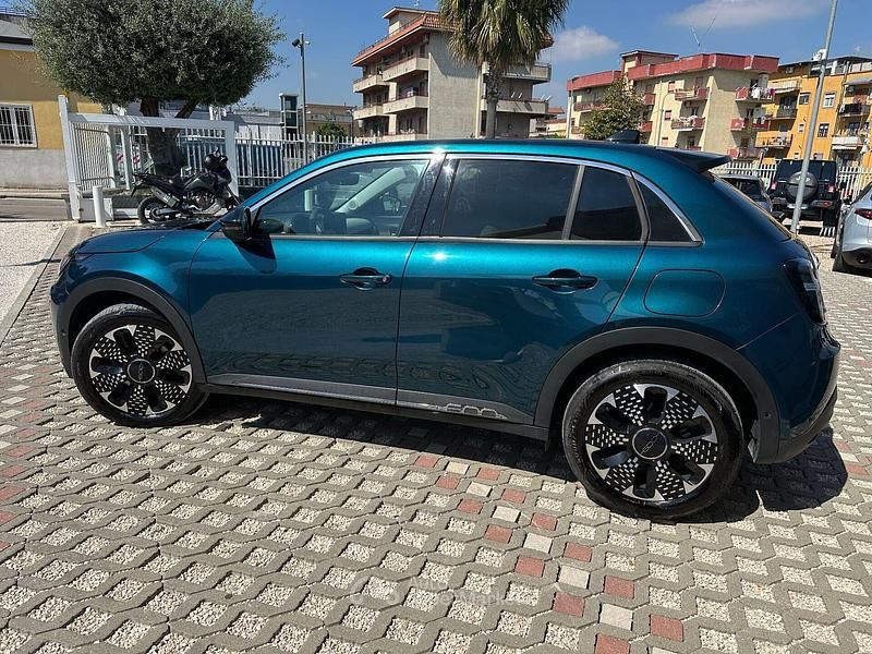 Usata Fiat 600 La Prima 101 CV (74 kW) 2025 Verde SUV