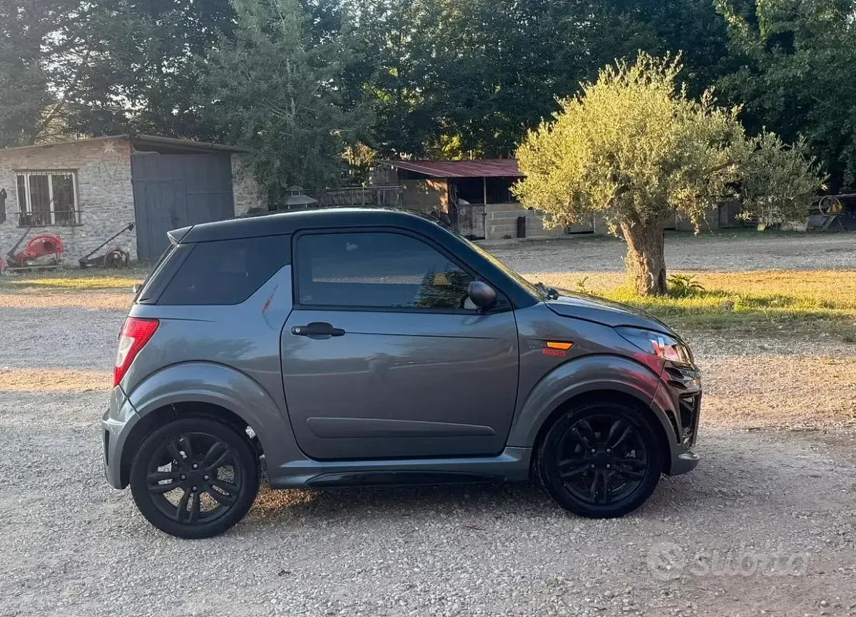 Usata Ligier JS50 2018 Grigio Utilitaria