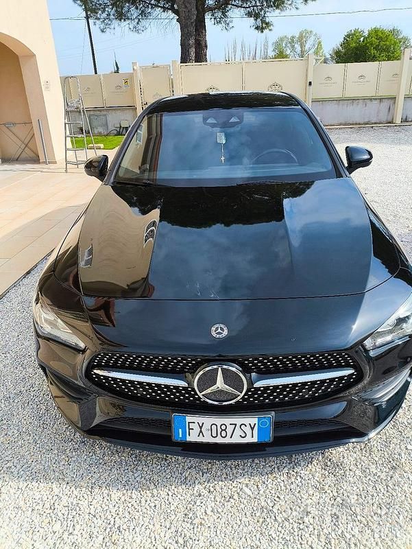 Usata Mercedes CLA200 Premium 2019 Nero Station wagon