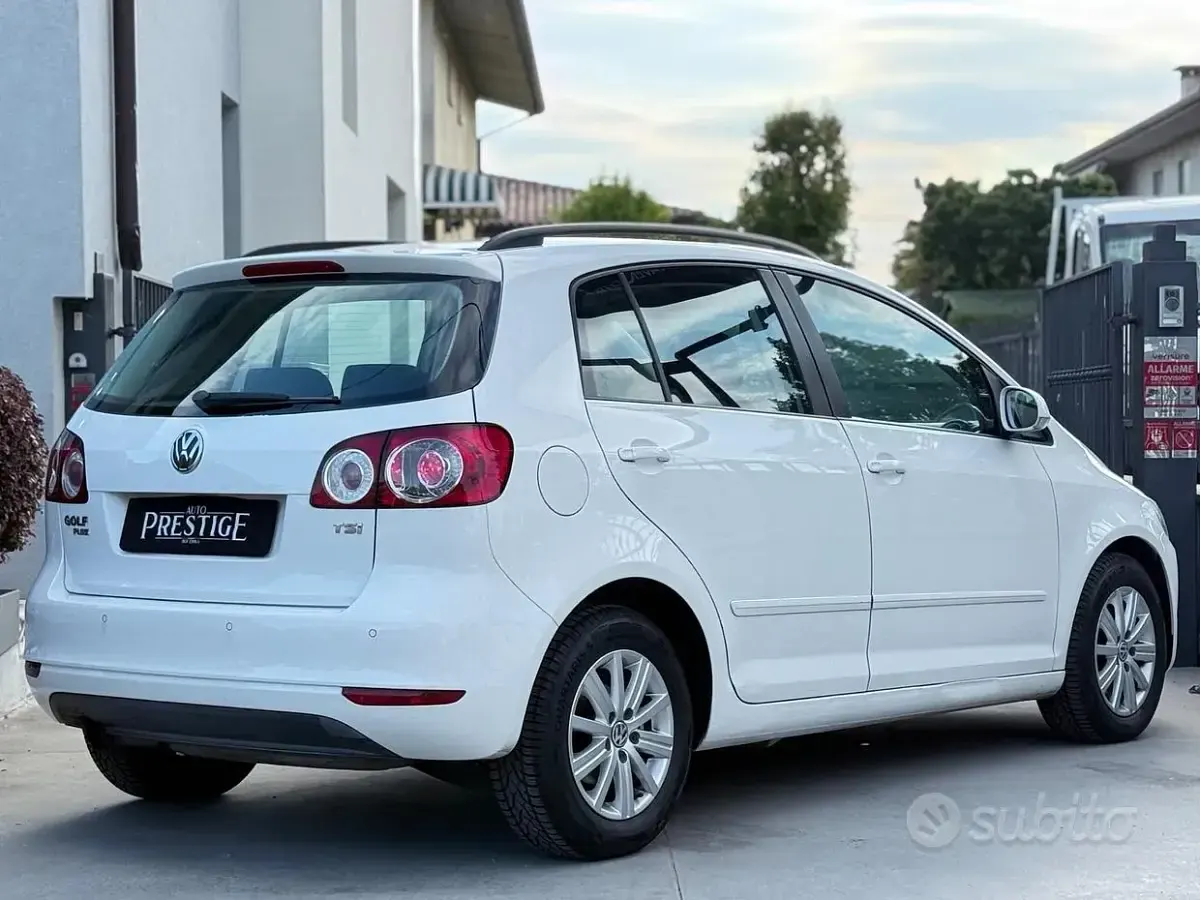 Usata VW Golf Plus Cross Comfortline 105 CV (77 kW) 2011 Bianco Monovolume