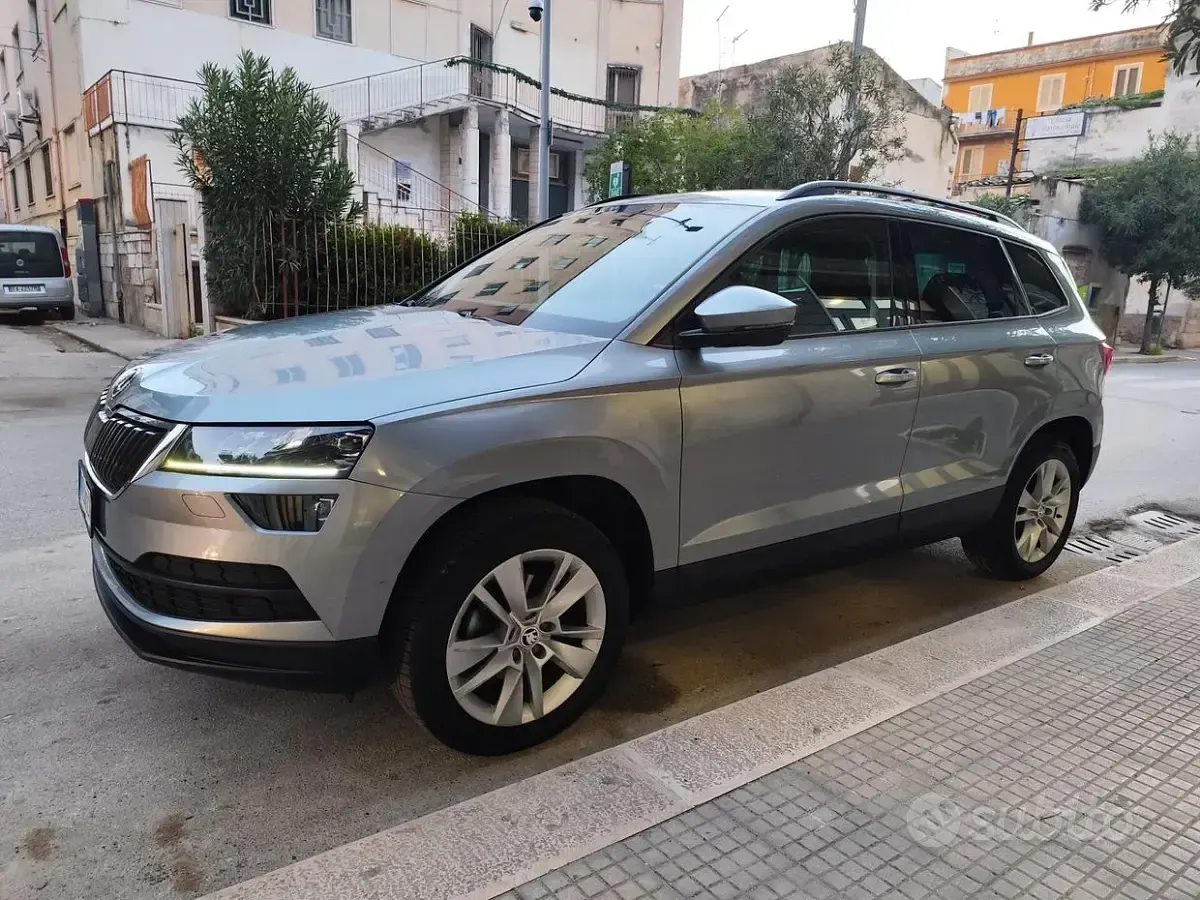 Usata Skoda Karoq 116 CV (85 kW) 2019 Grigio SUV