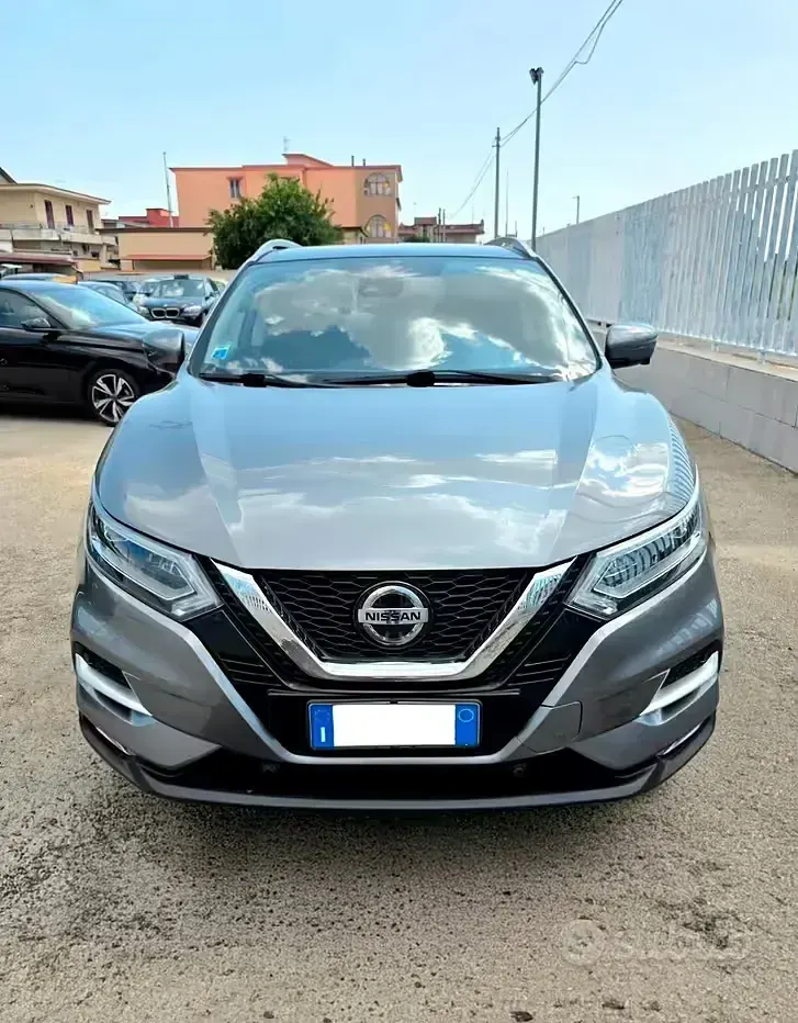 Usata Nissan Qashqai N-Connecta 159 CV (116 kW) 2020 Grigio SUV