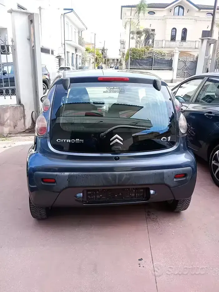 Gebraucht Citroën C1 68 PS (50 kW) 2010 Schwarz Kleinwagen