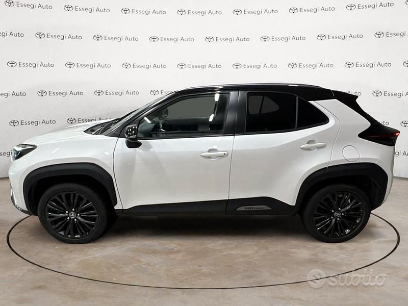 Usata Toyota Yaris Cross 92 CV (67 kW) 2022 Bianco SUV