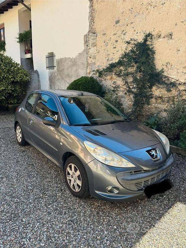 Usata Peugeot 206 60 CV (44 kW) 2010 Grigio Berlina