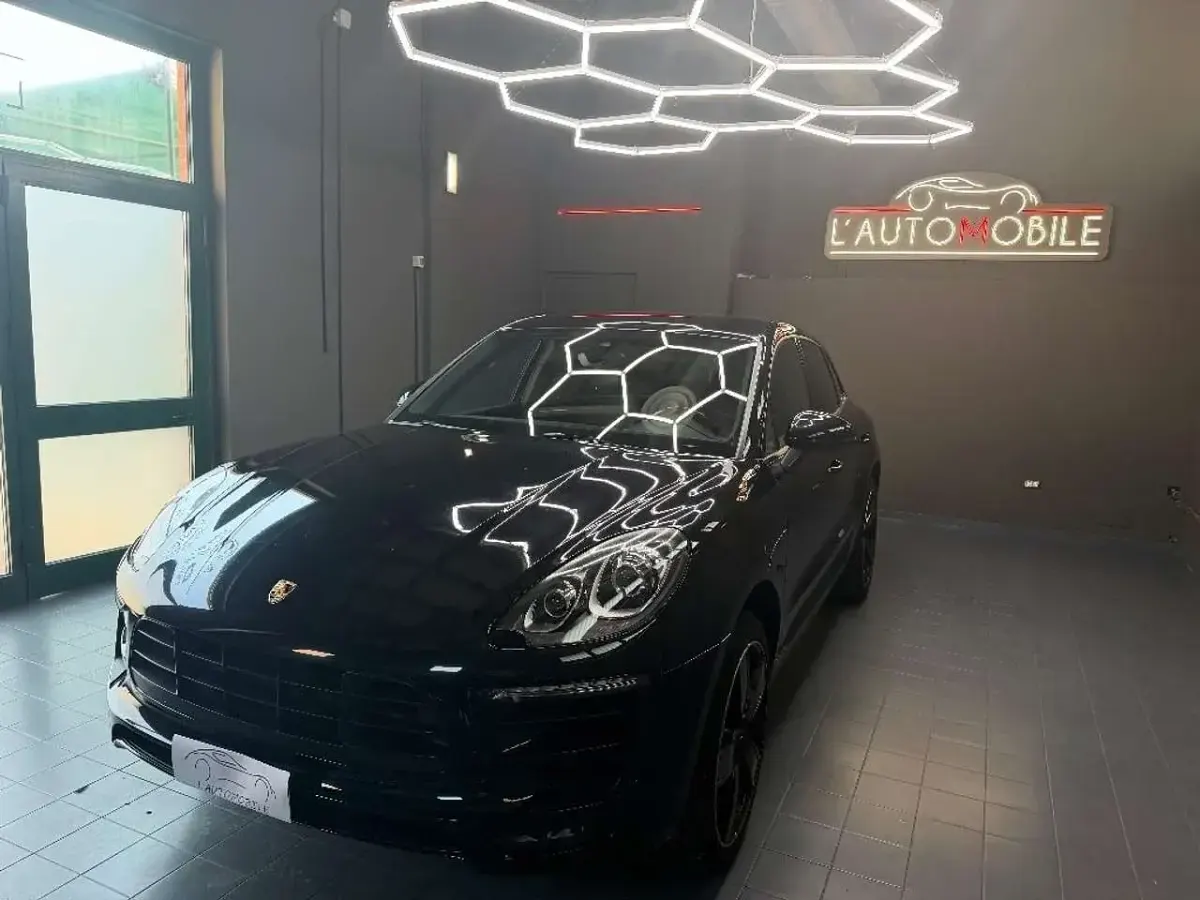 Usata Porsche Macan 252 CV (185 kW) 2016 Nero SUV
