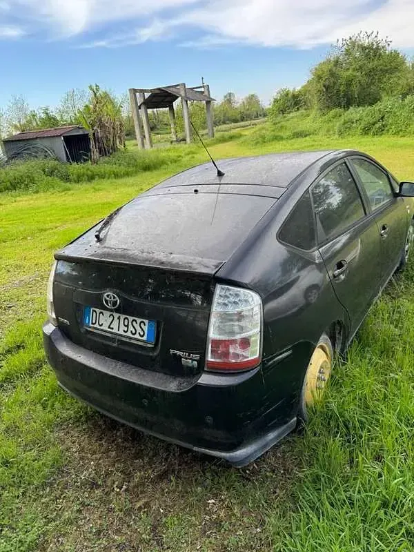 Usata Toyota Prius 77 CV (56 kW) 2006 Nero Utilitaria