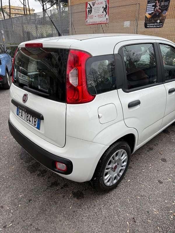 Usata Fiat Panda Lounge 69 CV (50 kW) 2015 Bianco Utilitaria