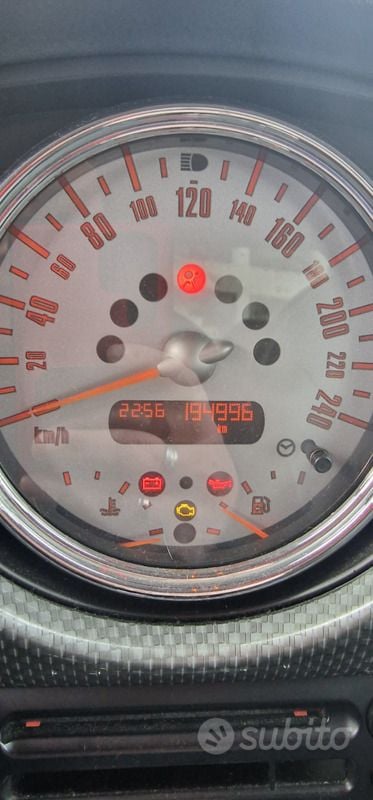 Usata Mini One D 88 CV (64 kW) 2006 Grigio Utilitaria