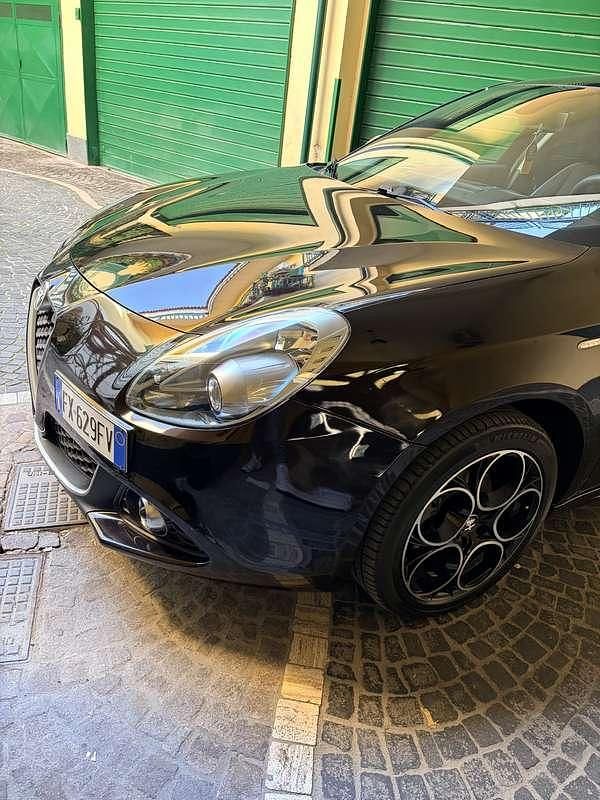 Usata Alfa Romeo Giulietta Super 120 CV (88 kW) 2019 Berlina