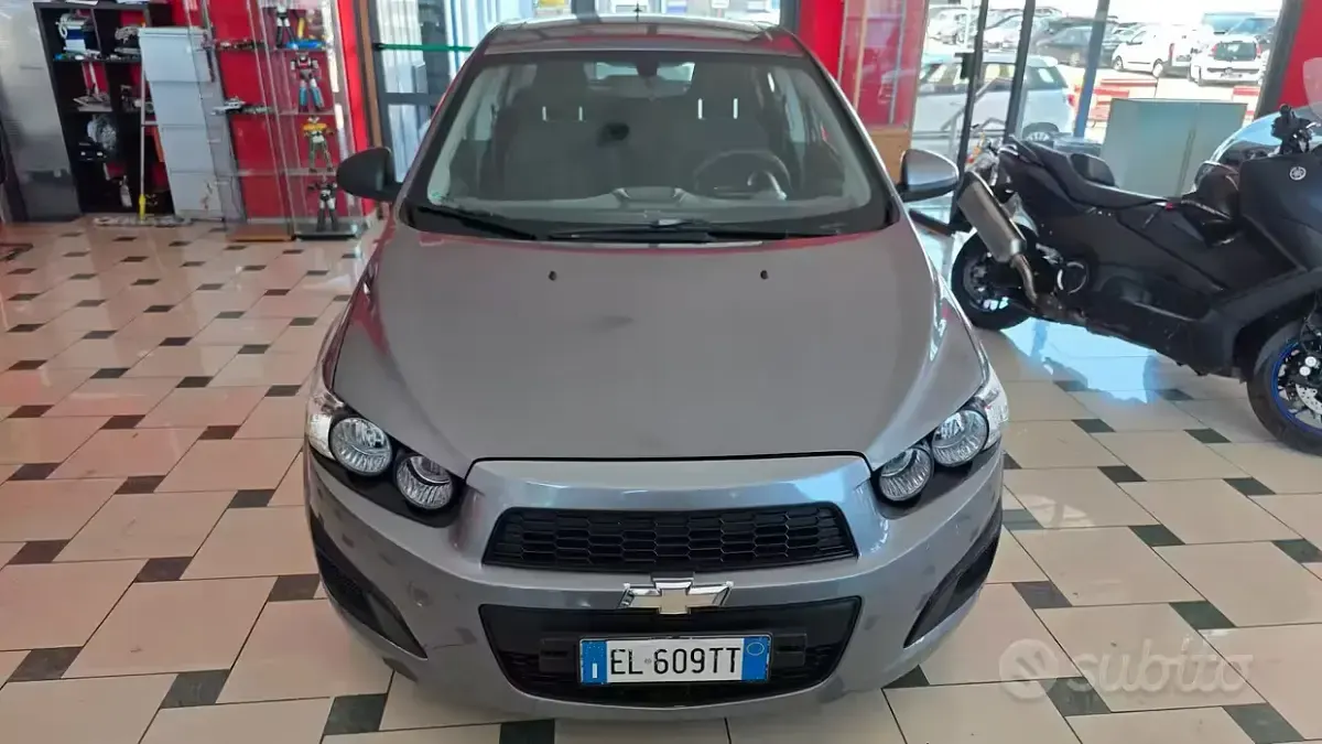 Usata Chevrolet Aveo LT 75 CV (55 kW) 2012 Grigio Berlina