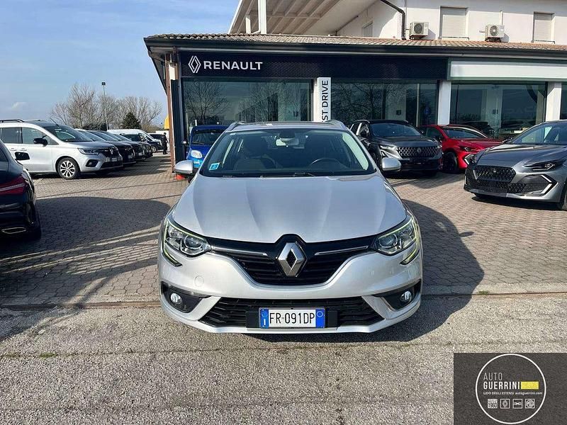 Usata Renault Mégane IV Intens 110 CV (80 kW) 2018 Argento Utilitaria
