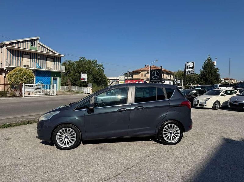 Usata Ford B-MAX Titanium 86 CV (63 kW) 2013 Blu/azzurro Monovolume