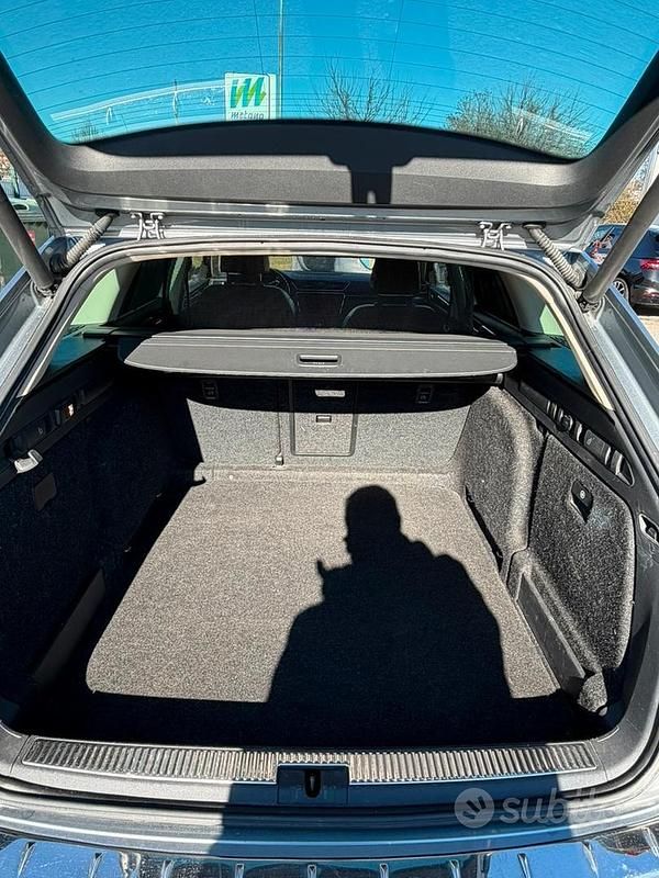 Usata Skoda Superb LAURIN & KLEMENT 190 CV (139 kW) 2017 Grigio Berlina