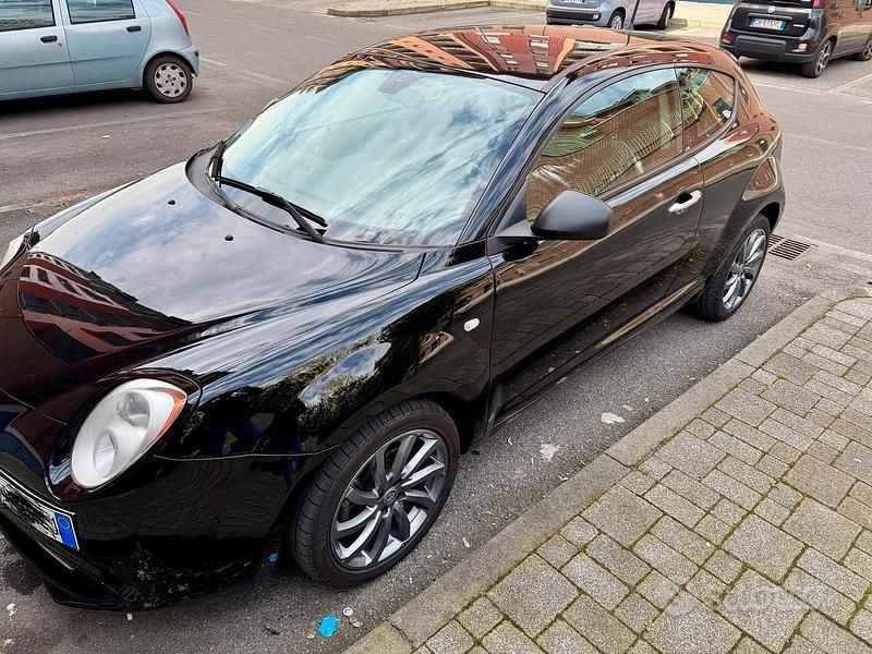 Usata Alfa Romeo MiTo 95 CV (69 kW) 2018 Nero Utilitaria