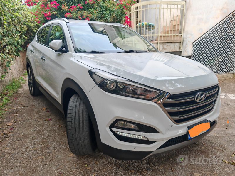 Usata Hyundai Tucson Xpossible 116 CV (85 kW) 2016 Bianco SUV