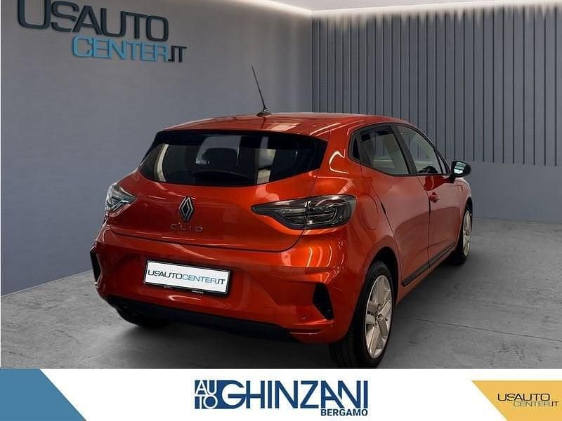 Usata Renault Clio V Evolution 67 CV (49 kW) 2024 Arancione Utilitaria