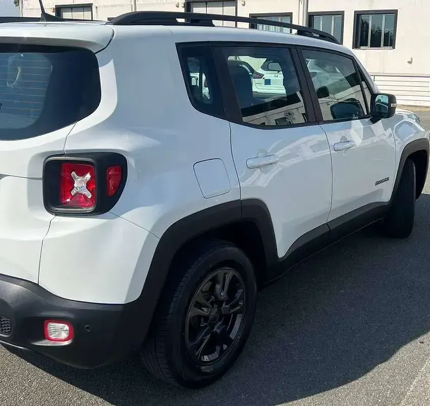 Usata Jeep Renegade Longitude 131 CV (96 kW) 2022 Bianco SUV