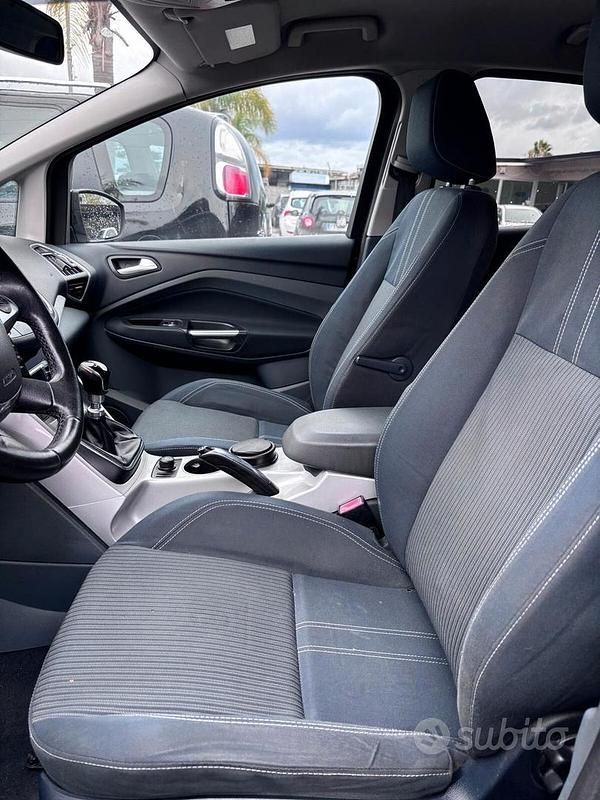 Usata Ford C-MAX Titanium 115 CV (84 kW) 2012 Nero Monovolume